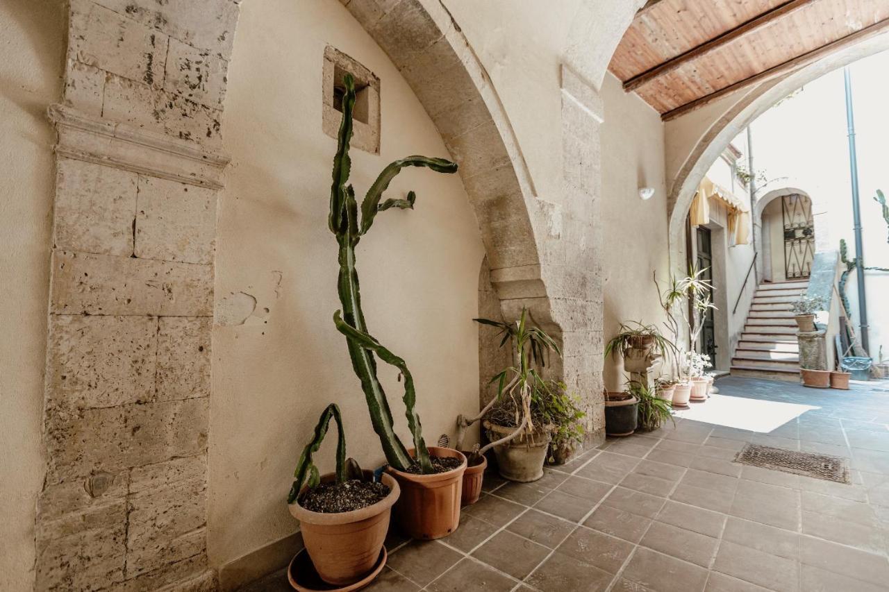I Dammusi Di Via Vittorio Veneto Lägenhet Syrakusa Exteriör bild